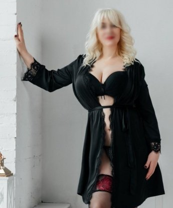 Анкета проститутки Марина - Фото 1, Усть-Кяхта, 42 года, №10766